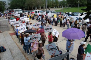 vcv_line_of_protesters